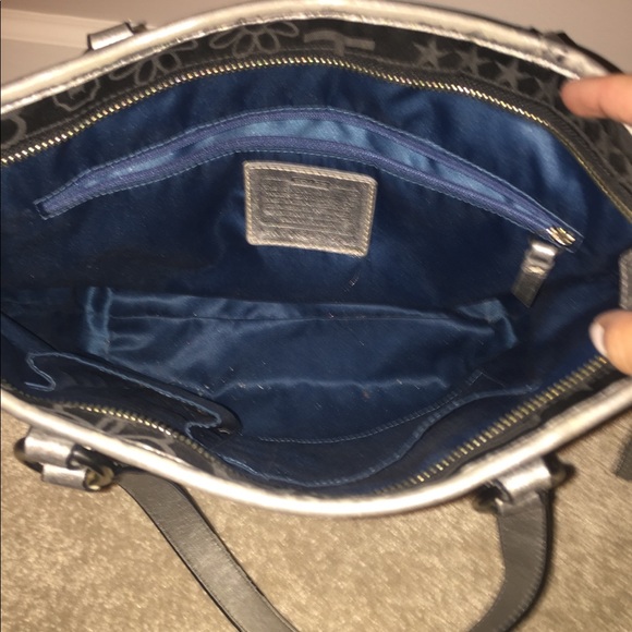 Coach Purse Authentic! - Picture 2 of 5